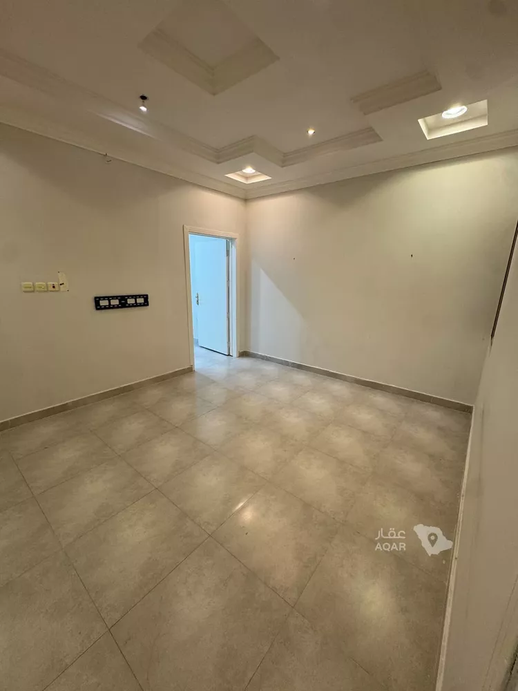 Apartment for Rent in Ad Diriyah Al Khalidiyah 4
