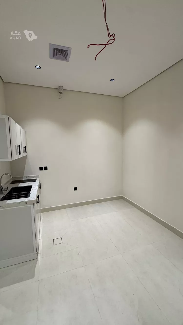 شقة للإيجار في شارع الملك عبدالله ابن عبدالعزيز سعود, حي الخالدية, مدينة الدرعية, منطقة الرياض