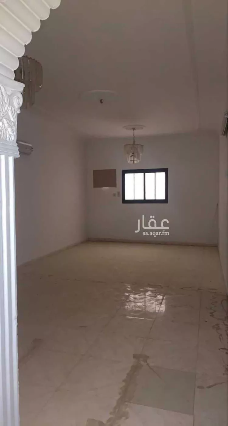 فيلا للبيع في شارع عبدالرحمن بن حريش, حي العريجاء الغربي, مدينة الرياض, منطقة الرياض صورة 2