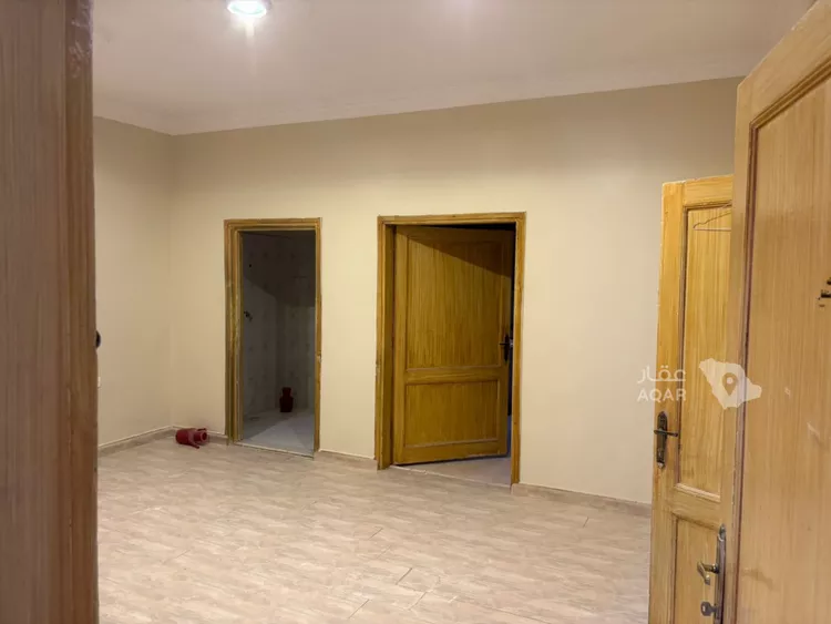 دور للإيجار في شارع الملك عبدالله ابن عبدالعزيز سعود, حي العاصمة, مدينة الدرعية, منطقة الرياض 8