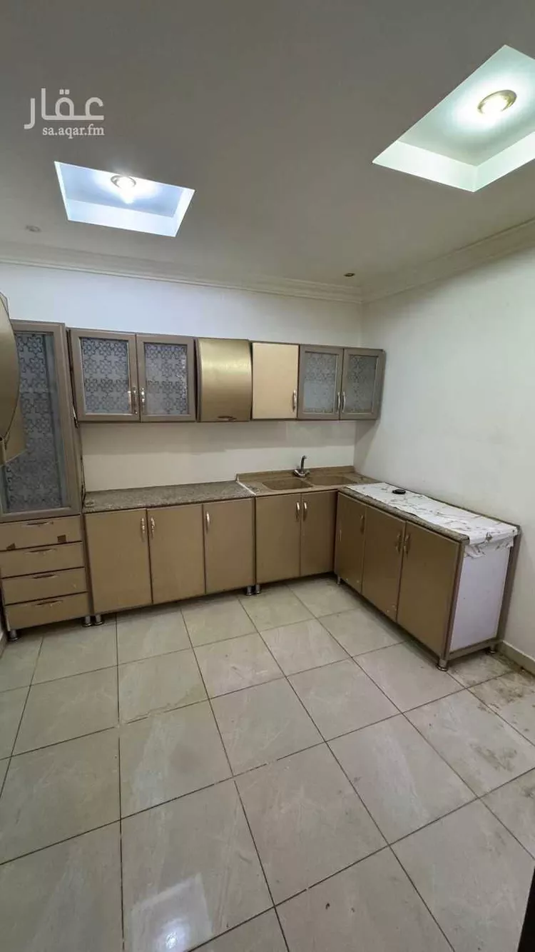 Floor for Rent in Ad Diriyah Al Khalidiyah صورة 4