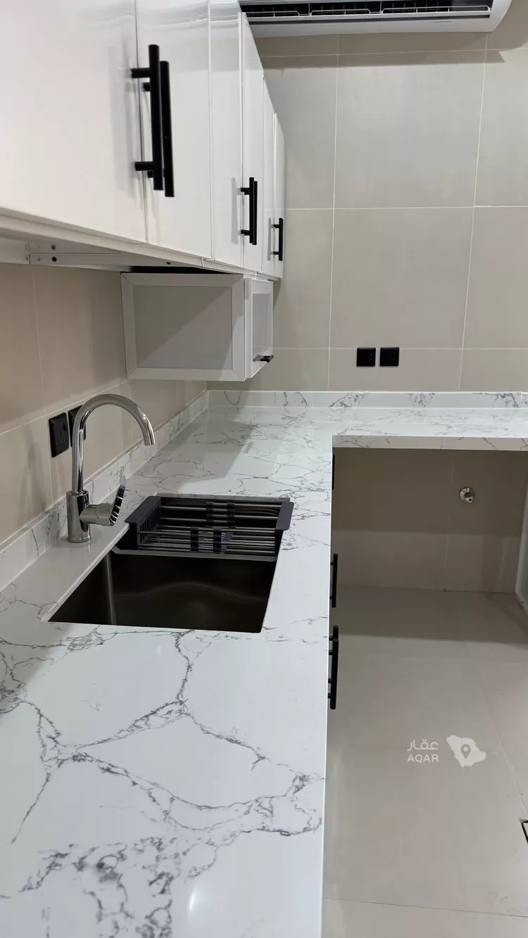Apartment for Rent in Ad Diriyah Al Khalidiyah 4