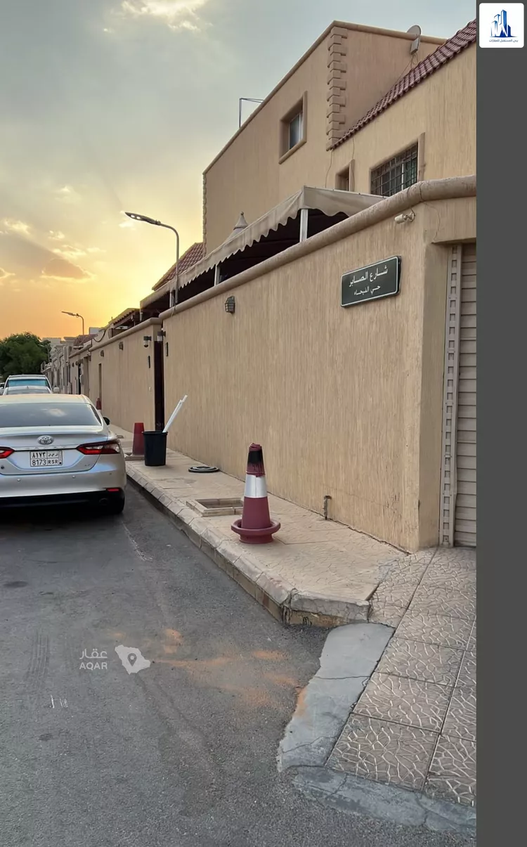 فيلا للبيع في شارع الخبيرة, حي الفيحاء, مدينة الرياض, منطقة الرياض 8