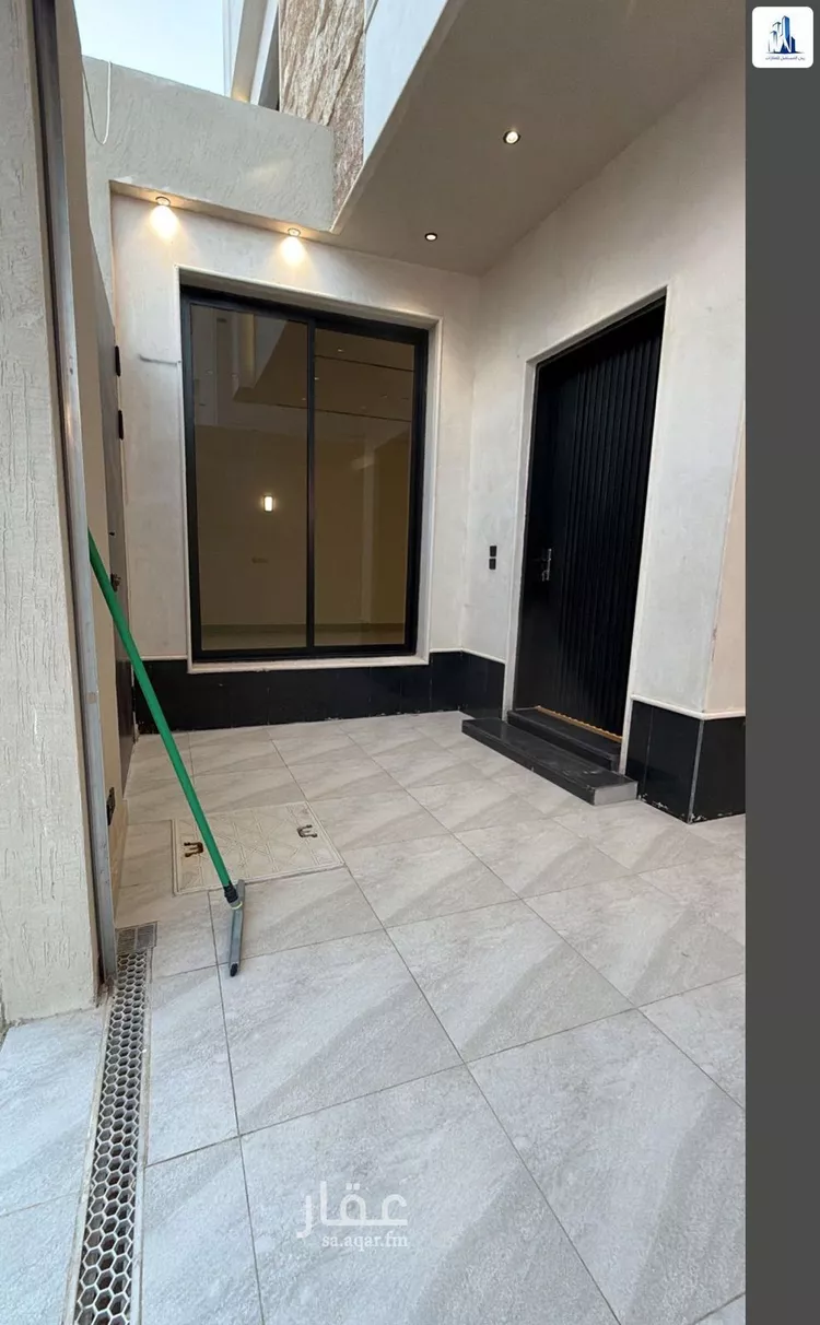 Floor for Sale in Riyadh Al Maizilah صورة 2