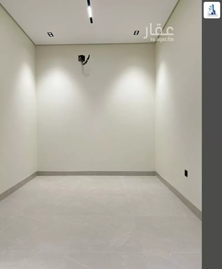 دور للبيع في شارع آمنة بنت سعيد بن العاص, حي الفيحاء, مدينة الرياض, منطقة الرياض صورة 2