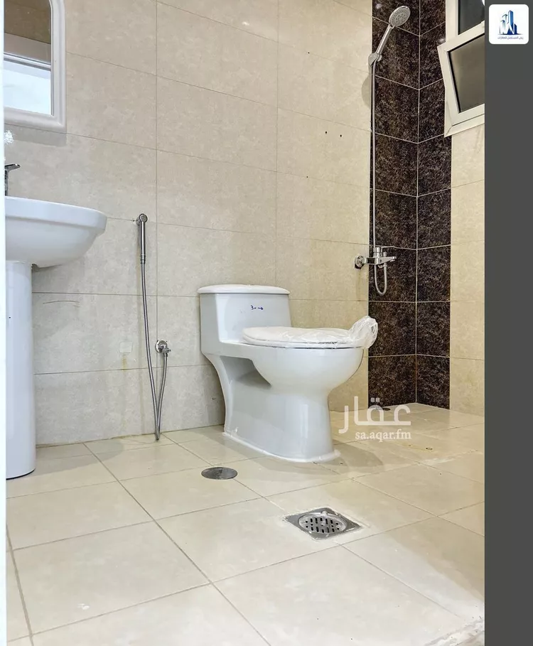 Floor for Rent in Riyadh Al Fayha 13