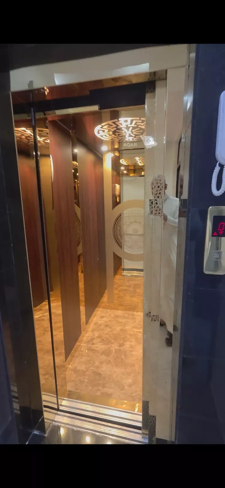 فيلا للبيع في شارع فاطمة ابنت حمزة, حي السد, مدينة المدينة المنورة, منطقة المدينة المنورة 25