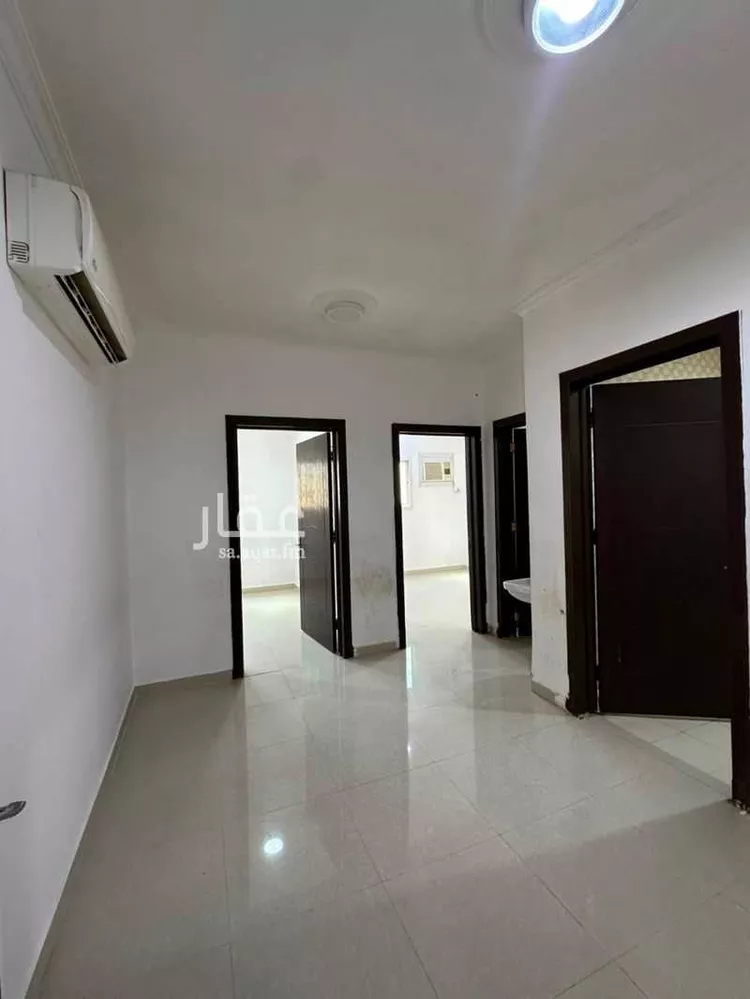 عمارة للبيع في شارع جبل الدخان, حي ظهرة لبن, مدينة الرياض, منطقة الرياض صورة 3