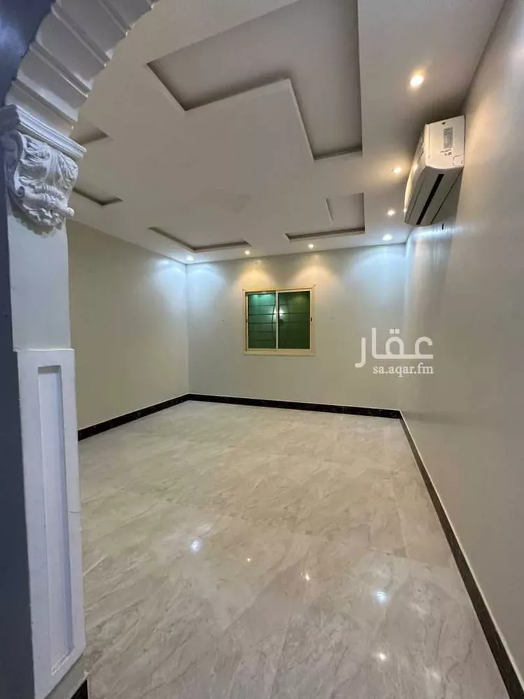 فيلا للإيجار في شارع الحسن بن أحمد الجلال, حي المهدية, مدينة الرياض, منطقة الرياض