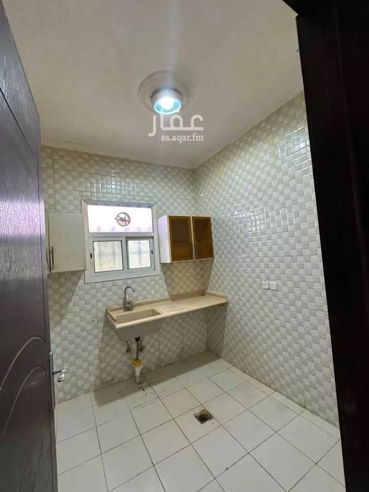 عمارة للبيع في شارع جبل الدخان, حي ظهرة لبن, مدينة الرياض, منطقة الرياض صورة 2