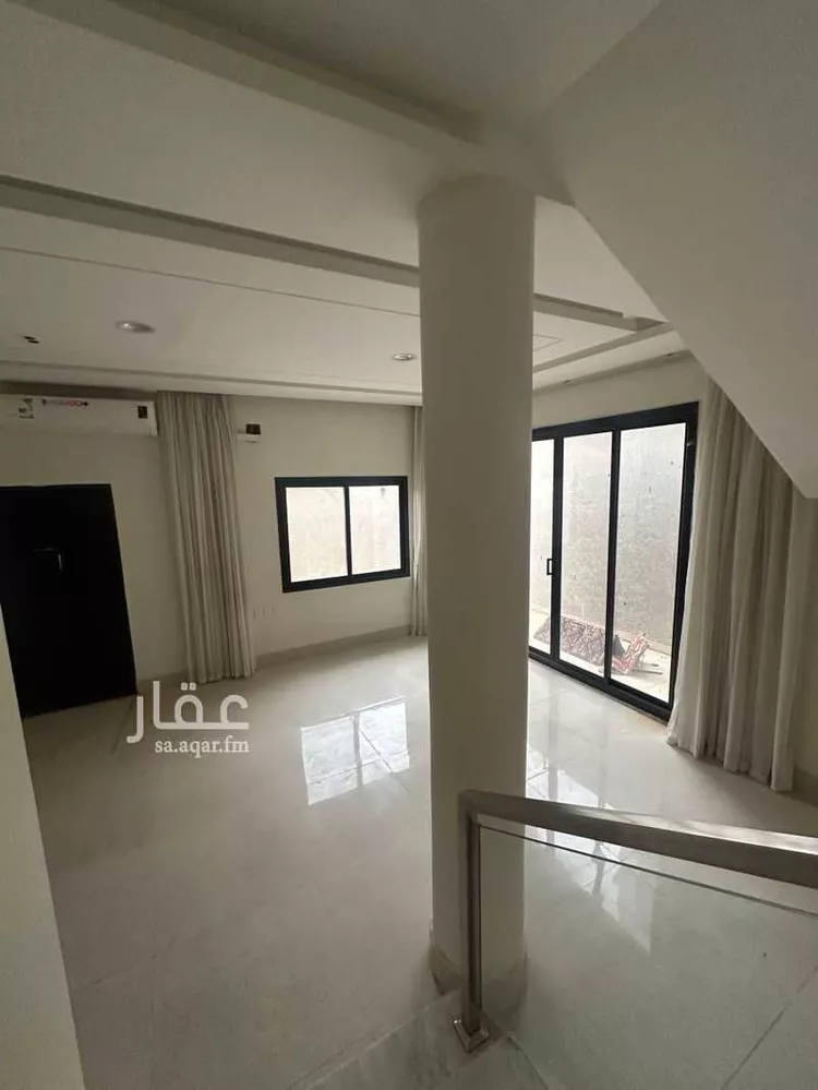 فيلا للبيع في شارع أبي زرعة الهمذاني, حي المهدية, مدينة الرياض, منطقة الرياض صورة 2