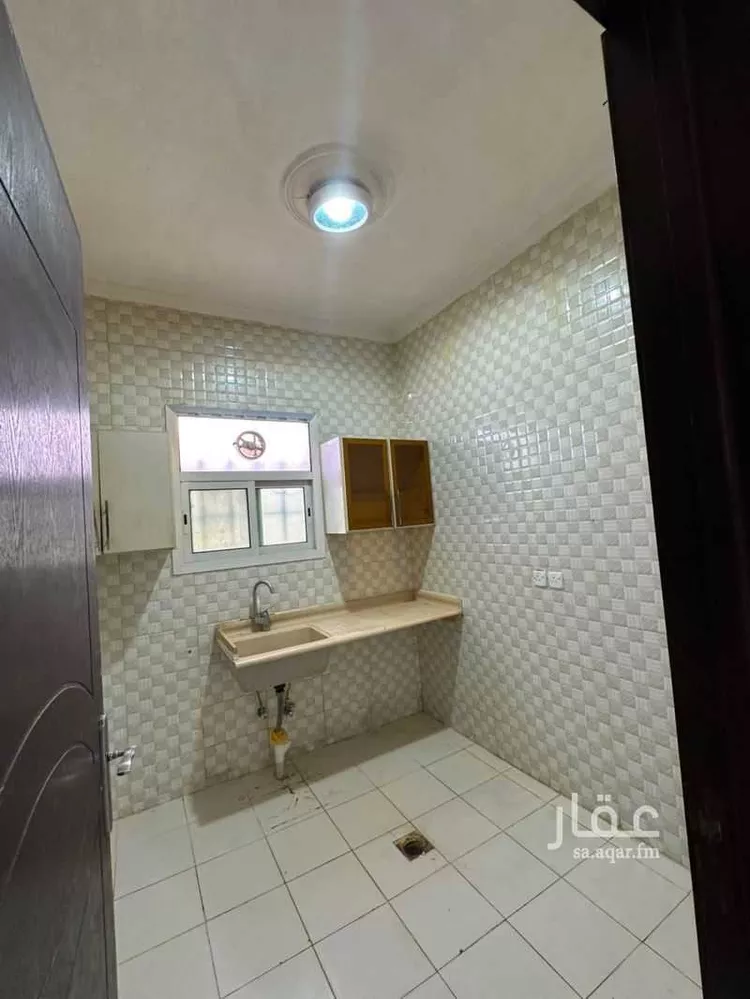 عمارة للبيع في شارع جبل الدخان, حي ظهرة لبن, مدينة الرياض, منطقة الرياض صورة 3