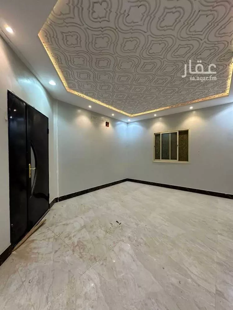 فيلا للإيجار في شارع الحسن بن أحمد الجلال, حي المهدية, مدينة الرياض, منطقة الرياض صورة 4