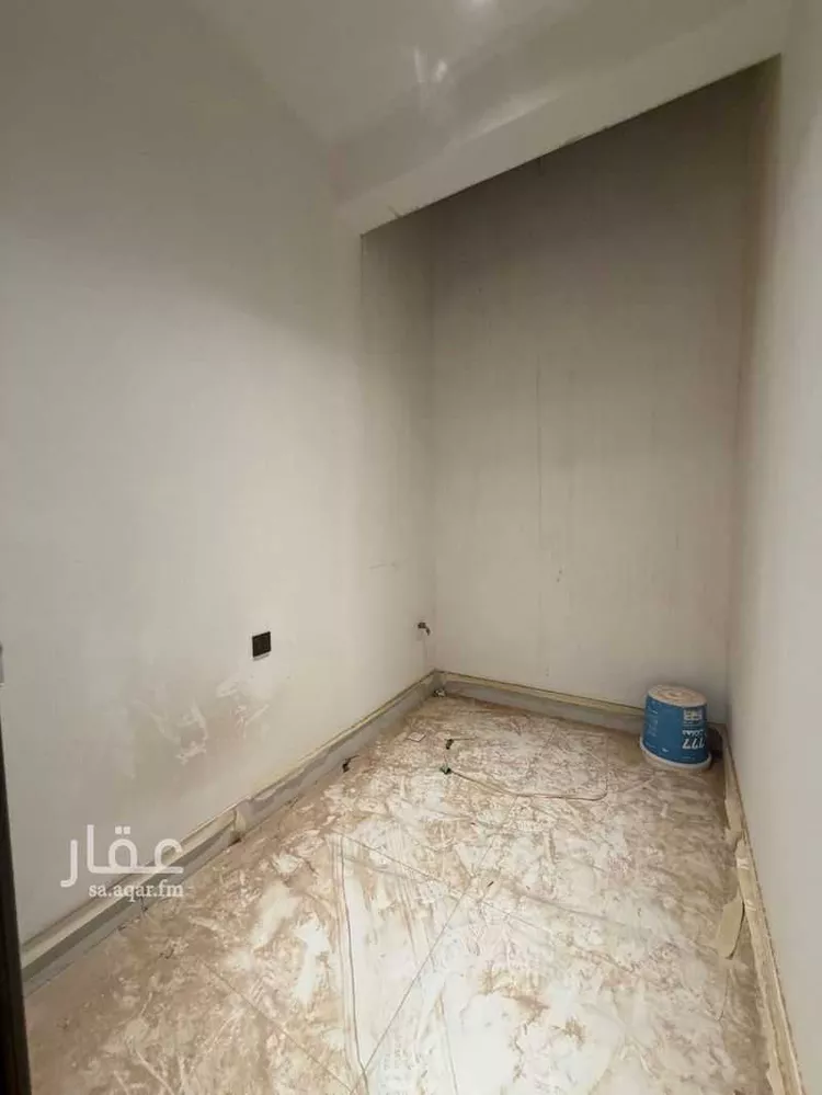 شقة للإيجار في شارع مصطفى عطار, حي عرقة, مدينة الرياض, منطقة الرياض 8