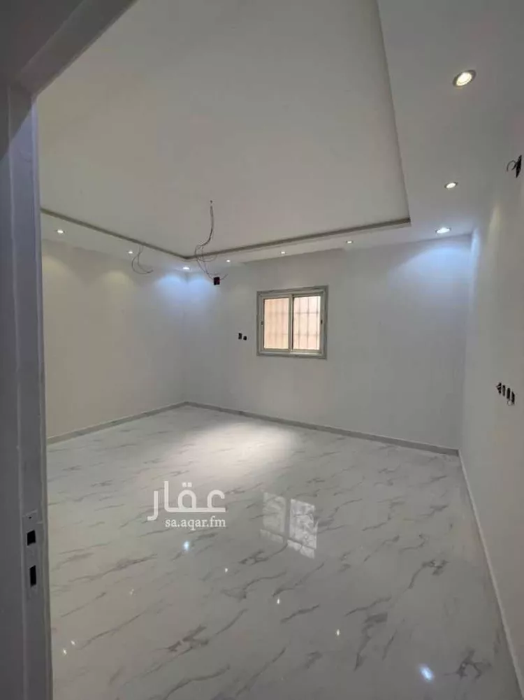 فيلا للبيع في شارع أبي طالب الهاشمي, حي العريجاء الأوسط, مدينة الرياض, منطقة الرياض