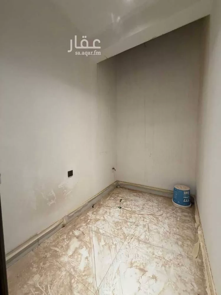 عمارة للبيع في شارع جبل الدخان, حي ظهرة لبن, مدينة الرياض, منطقة الرياض 6