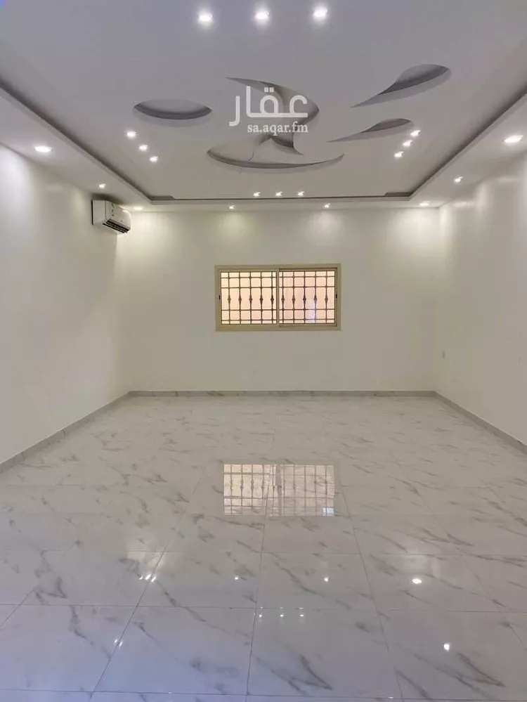 دور للبيع في شارع محمد بن نايف ، حي طويق ، المزاحمية ، المزاحمية صورة 3