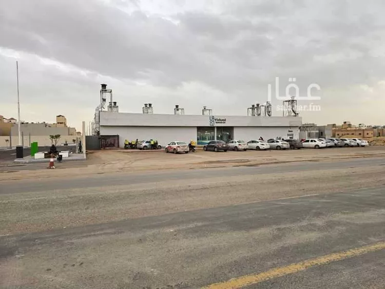 عمارة للإيجار في شارع الأمير خالد بن بندر بن عبدالعزيز, حي العارض, مدينة الرياض, منطقة الرياض صورة 5