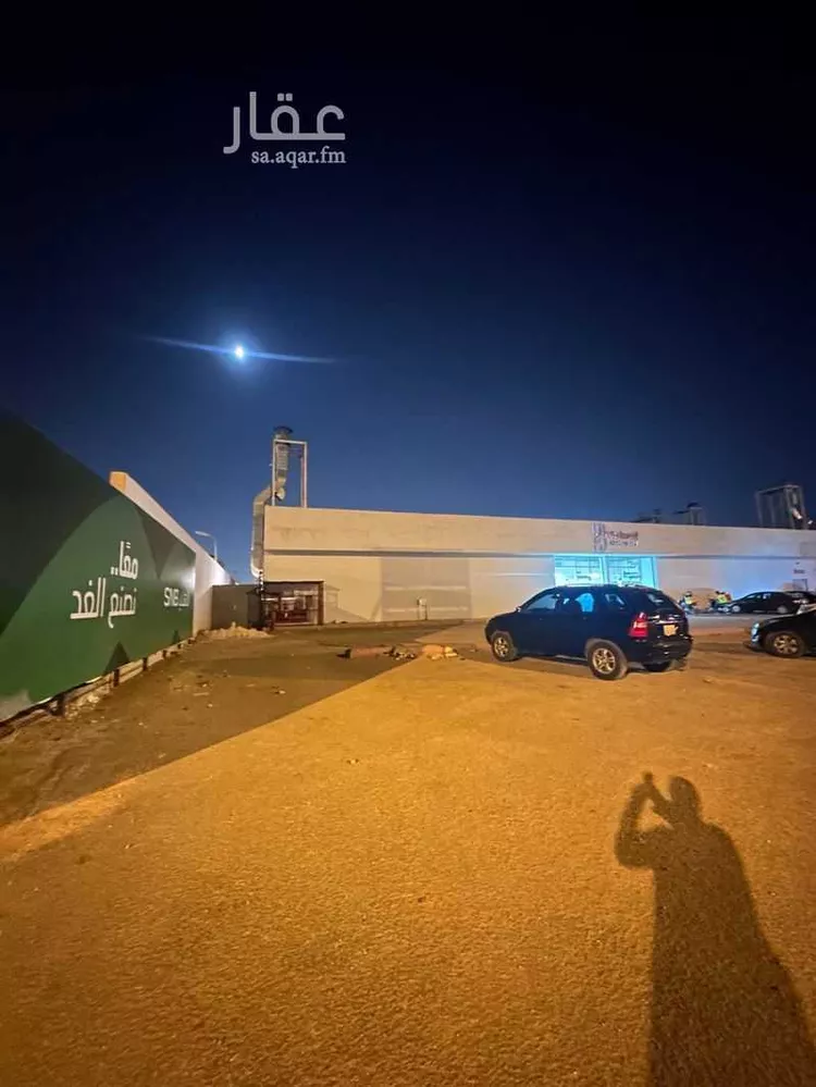 عمارة للإيجار في شارع الأمير خالد بن بندر بن عبدالعزيز, حي العارض, مدينة الرياض, منطقة الرياض
