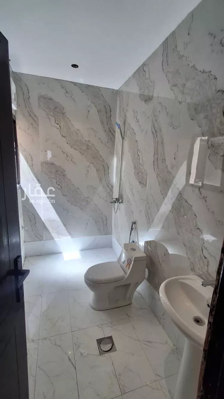 Building for Rent in Riyadh Jarir 9