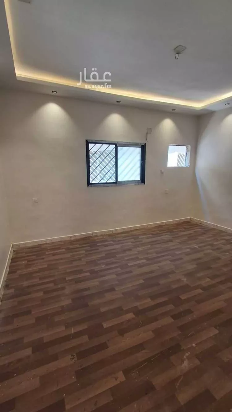 Building for Rent in Riyadh Jarir 6