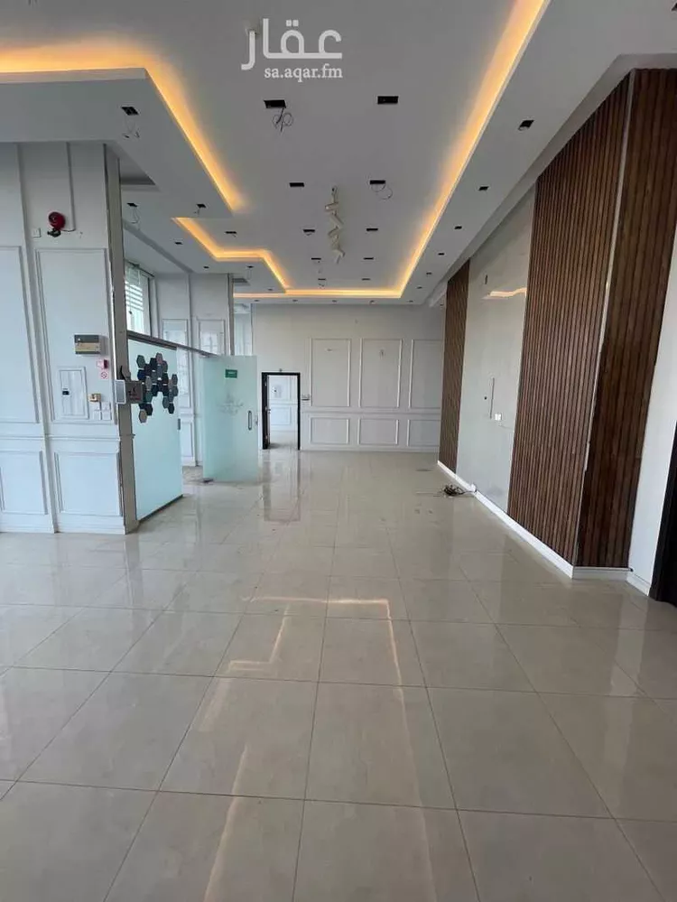 محل للإيجار في شارع الامير مقرن بن عبد العزيز, حي وادي مذينب, مدينة المدينة المنورة, منطقة المدينة المنورة