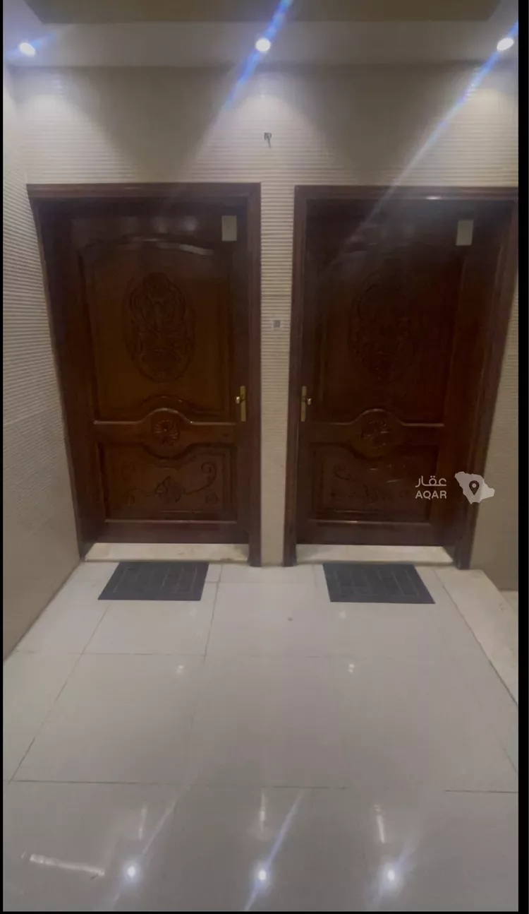 شقة للإيجار في شارع ربيع ابن حراش, حي وادي مذينب, مدينة المدينة المنورة, منطقة المدينة المنورة 7