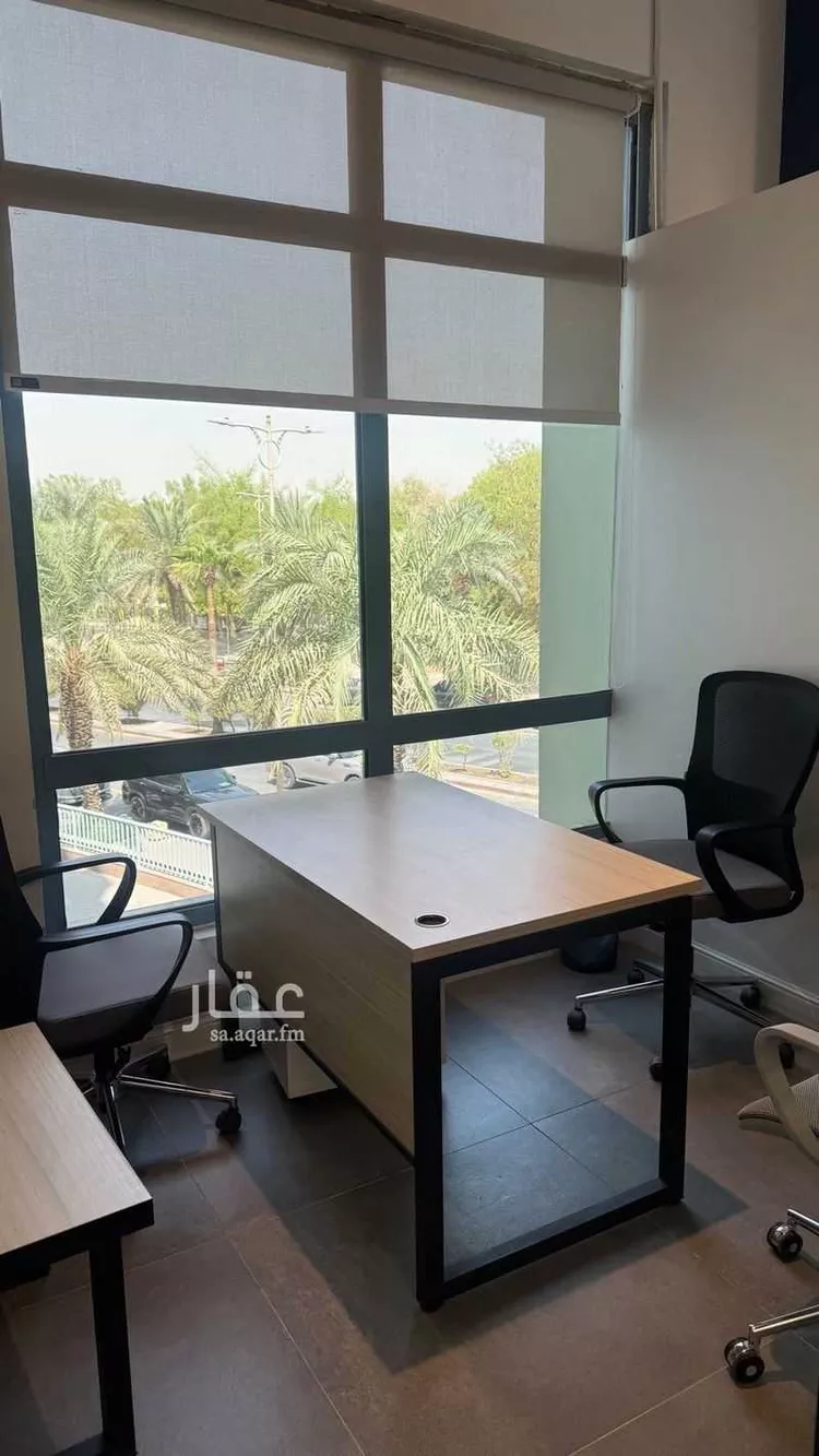 مكتب تجاري للإيجار في شارع صيدا, حي الدريهمية, مدينة الرياض, منطقة الرياض صورة 3