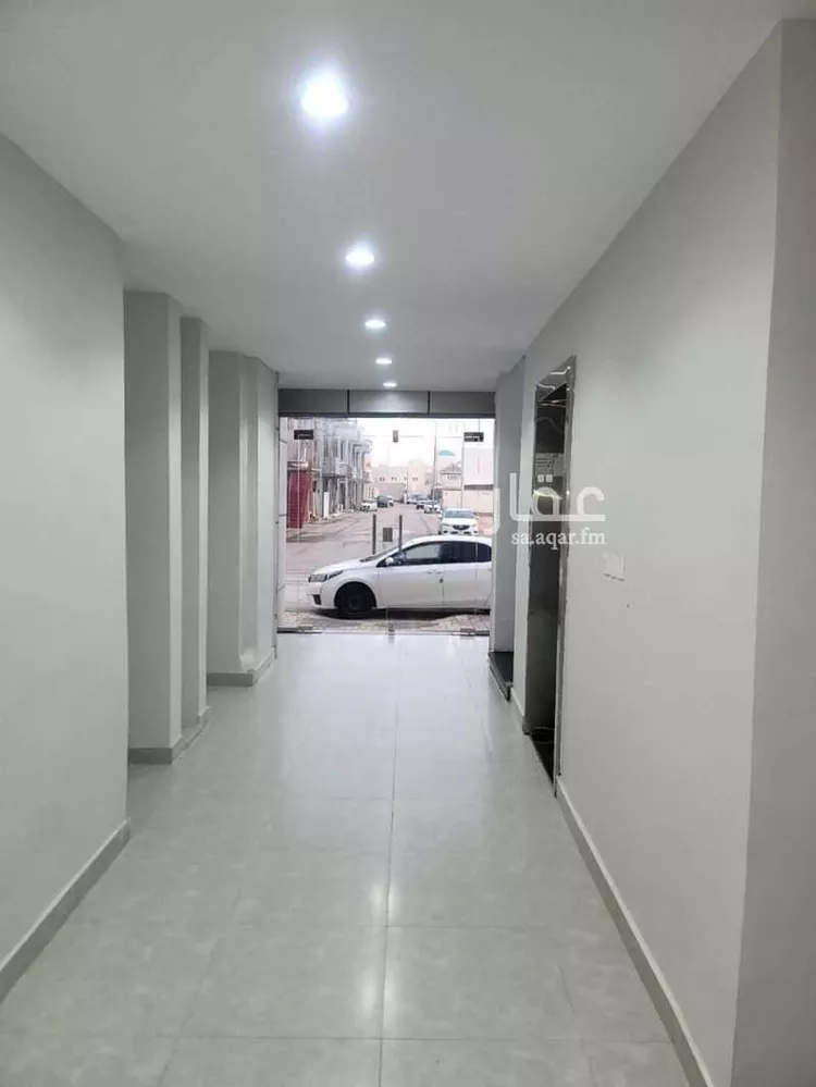 عمارة للإيجار في شارع طريق علي بن ابي طالب, حي المنتزة الشرقي, مدينة بريده, منطقة القصيم صورة 3