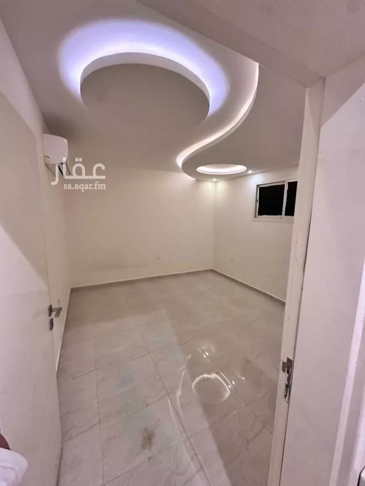 دور للإيجار في شارع عبد اللطيف الموصلي, حي البساتين الشرقي, مدينة بريدة, منطقة القصيم