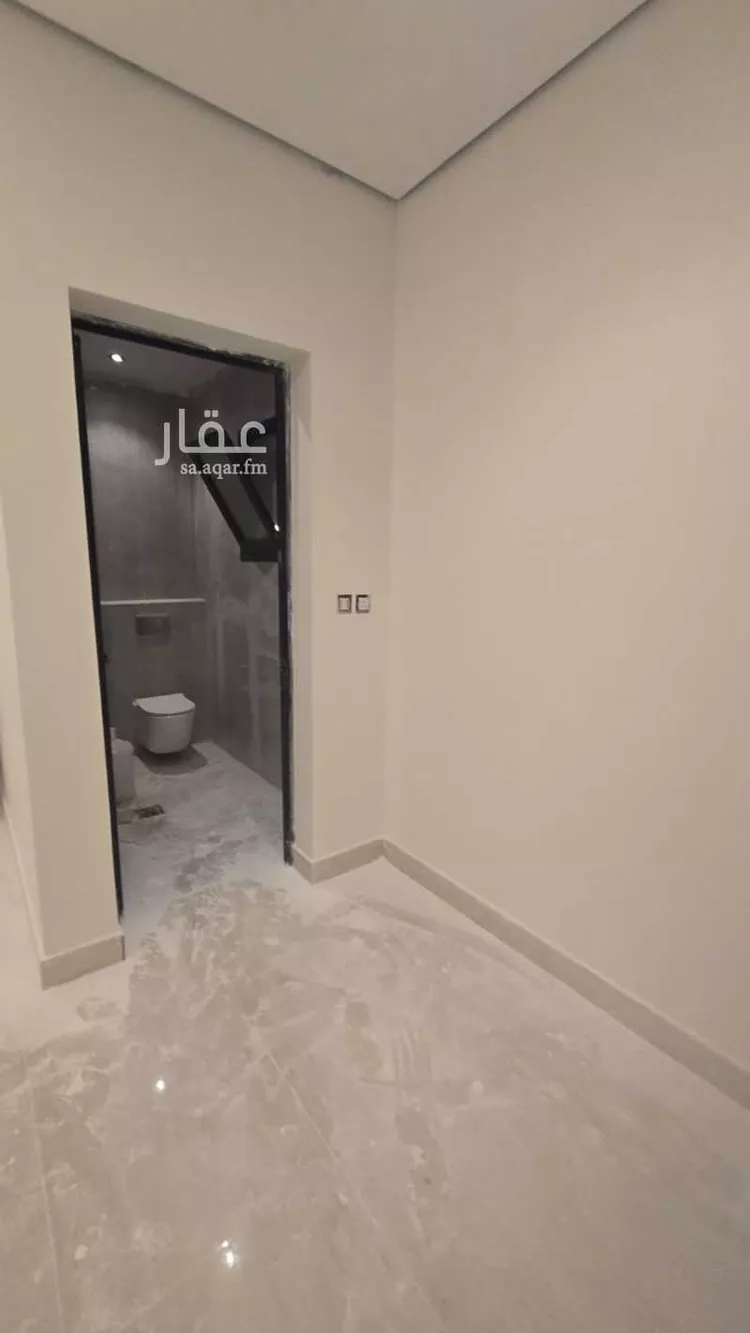 فيلا للبيع في شارع  جابر الصباح, حي ضاحية الملك فهد, مدينة الدمام, المنطقة الشرقية