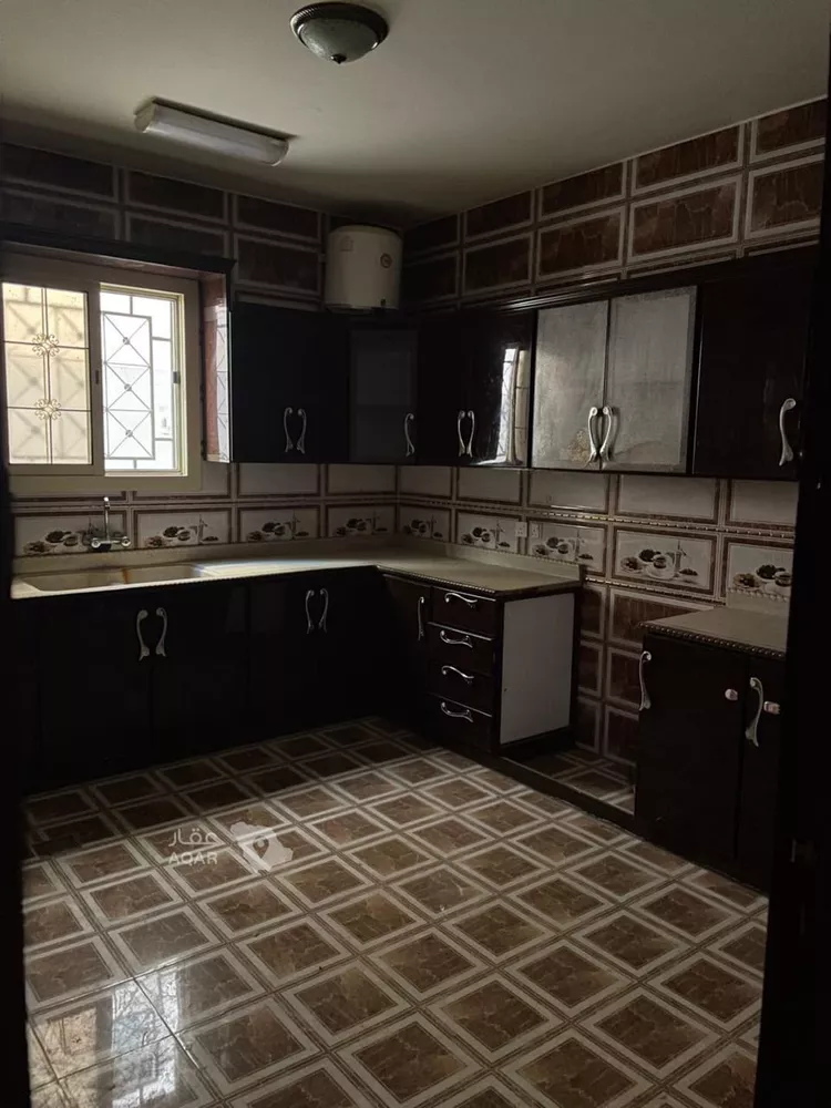 Apartment for Rent in Tabuk Abou Sabaah