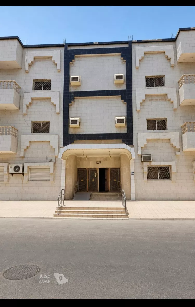 عمارة للبيع في شارع سمنون, حي النزهة, مدينة جدة, منطقة مكة المكرمة 1 صورة