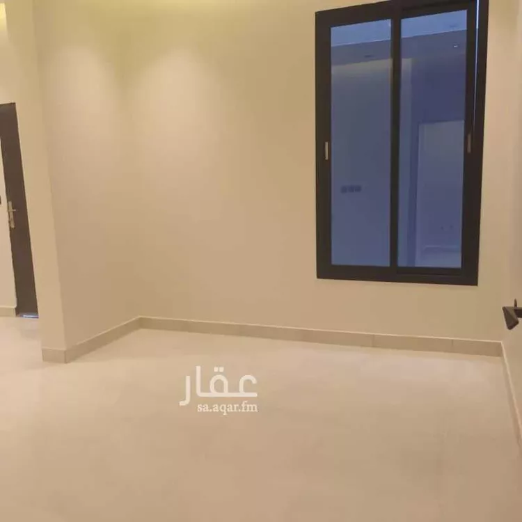 دور للبيع في شارع عبدالله السديس ، حي بدر ، الرياض ، منطقة الرياض صورة 5