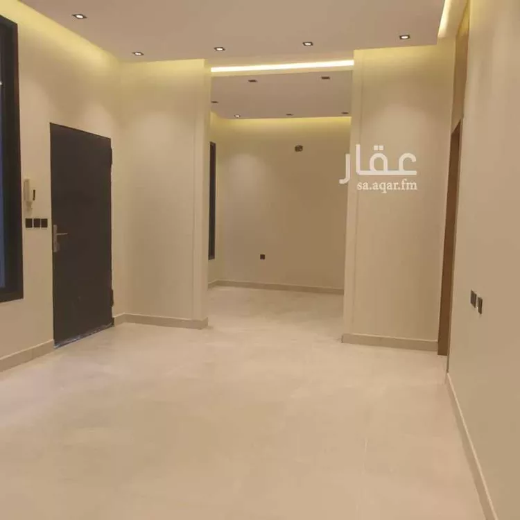 دور للبيع في شارع عبدالله السديس ، حي بدر ، الرياض ، منطقة الرياض صورة 3