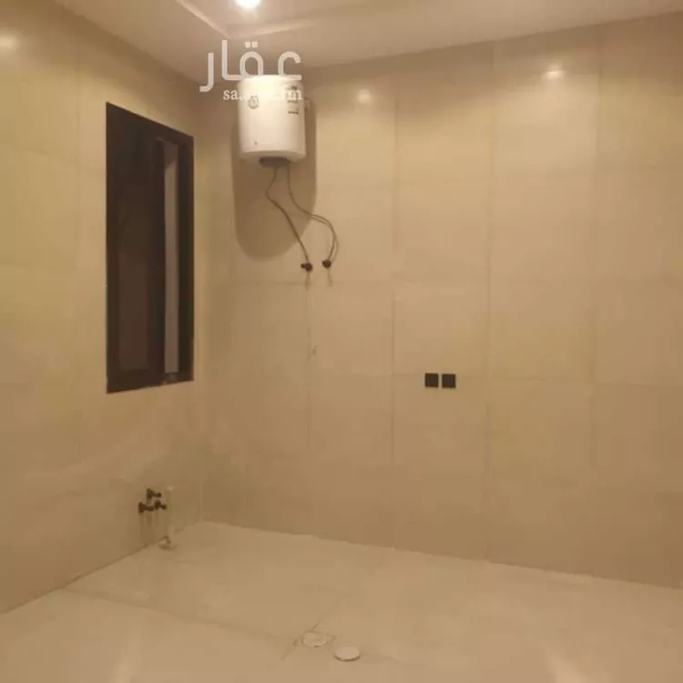 دور للبيع في شارع عبدالله السديس ، حي بدر ، الرياض ، منطقة الرياض صورة 4