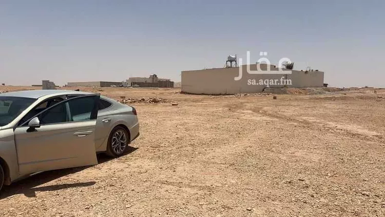 أرض للبيع في شارع 40م, حي عريض, مدينة الرياض, منطقة الرياض صورة 3