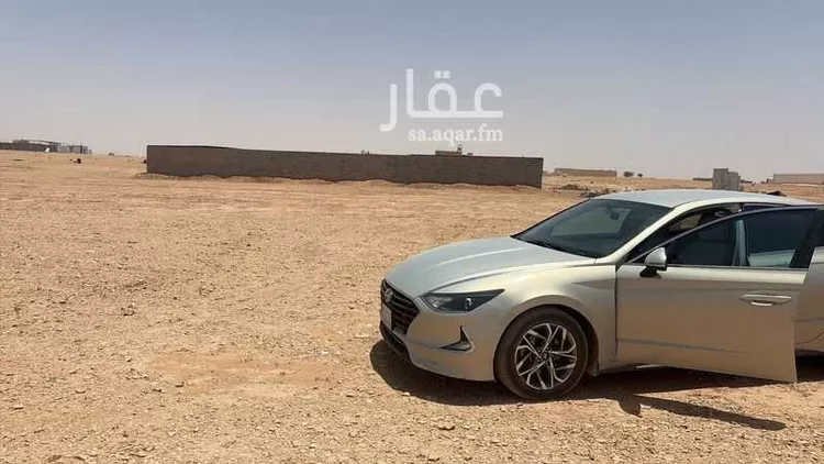 أرض للبيع في شارع 40م, حي عريض, مدينة الرياض, منطقة الرياض صورة 2