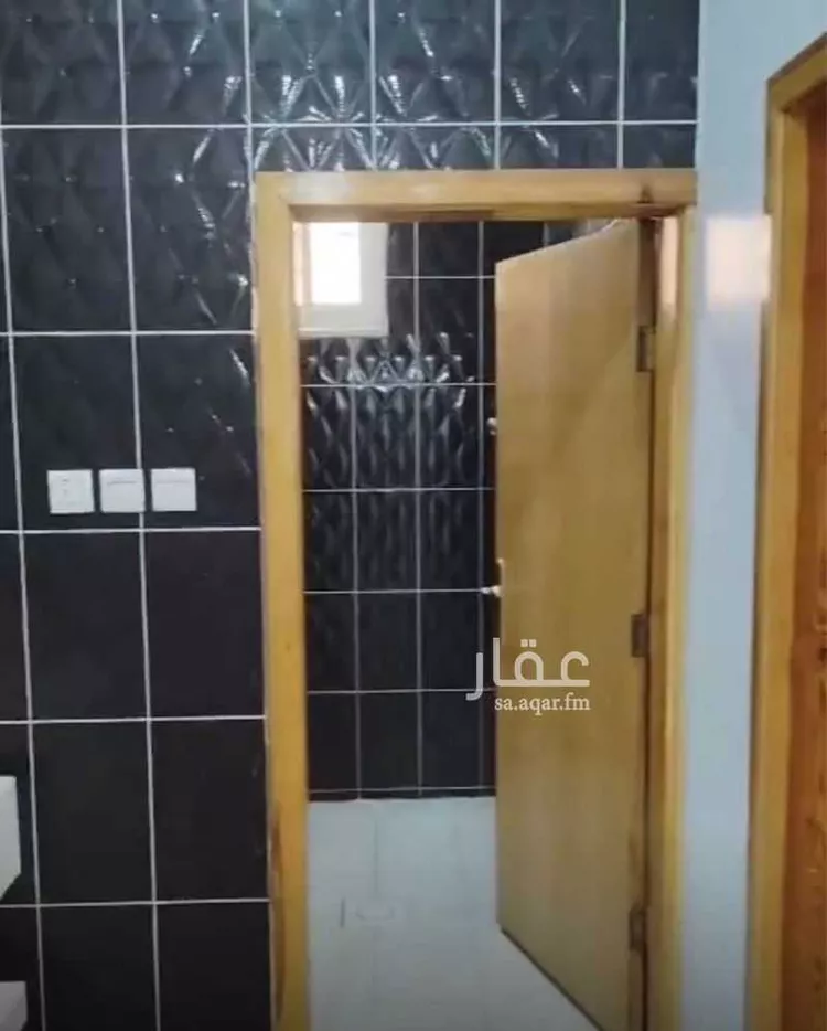 شقة للإيجار في شارع السعدية ، حي المحالة ، ابها ، منطقة عسير 1 صورة