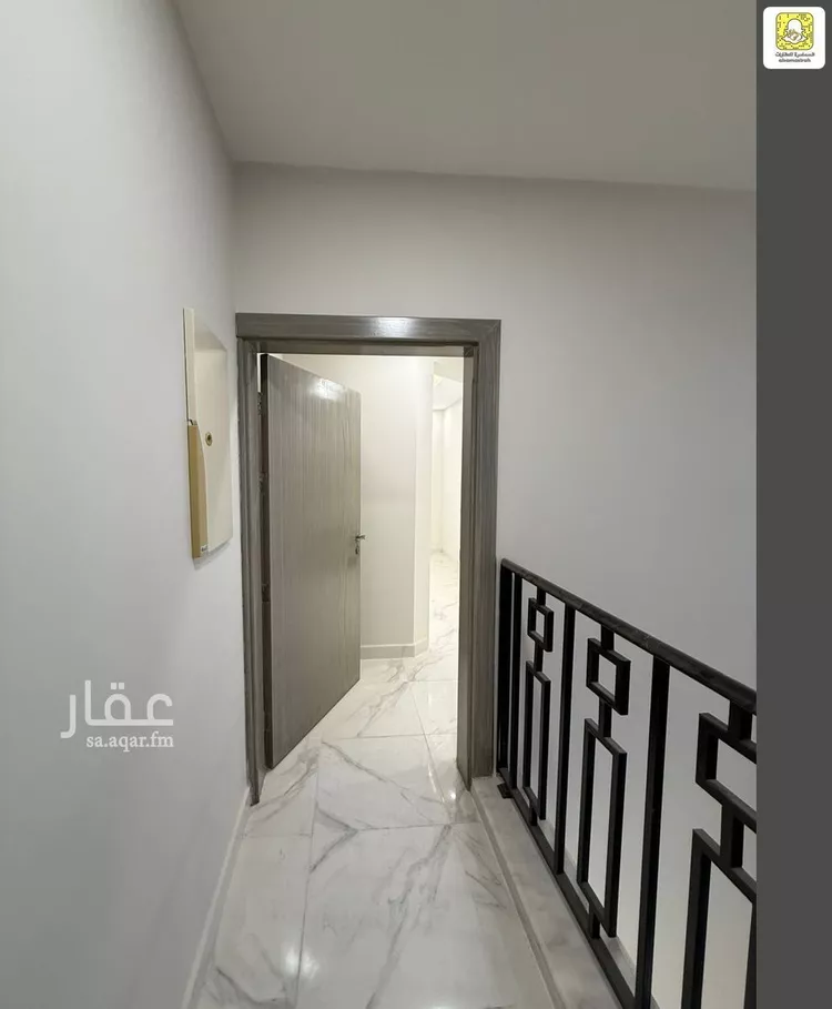 دور للبيع في شارع الجسر, حي الحزم, مدينة بريدة, منطقة القصيم صورة 5