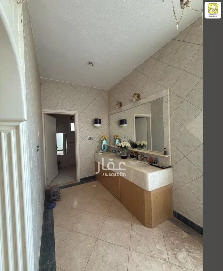 فيلا للبيع في شارع عاصم ابن ثابت, حي الصفراء, مدينة بريدة, منطقة القصيم 10