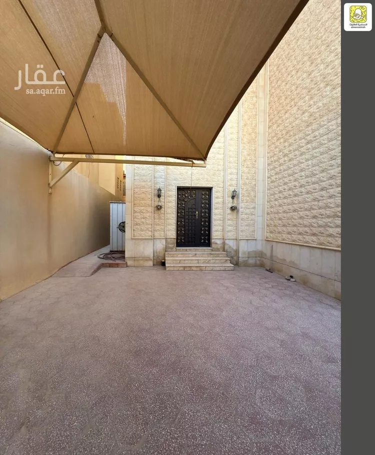 فيلا للبيع في شارع غياث بن فارس, حي الريان, مدينة بريدة, منطقة القصيم 21