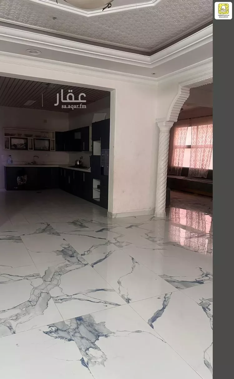 فيلا للبيع في شارع عبدالحفيظ القاري, حي النهضة, مدينة بريده, منطقة القصيم صورة 2