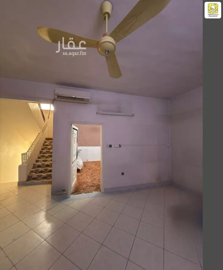 فيلا للبيع في شارع عاصم ابن ثابت, حي الصفراء, مدينة بريدة, منطقة القصيم 6