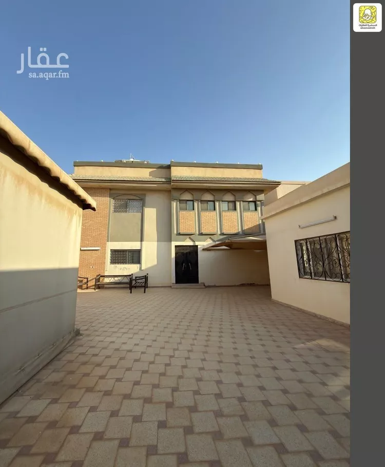 فيلا للبيع في شارع عاصم ابن ثابت, حي الصفراء, مدينة بريدة, منطقة القصيم 16