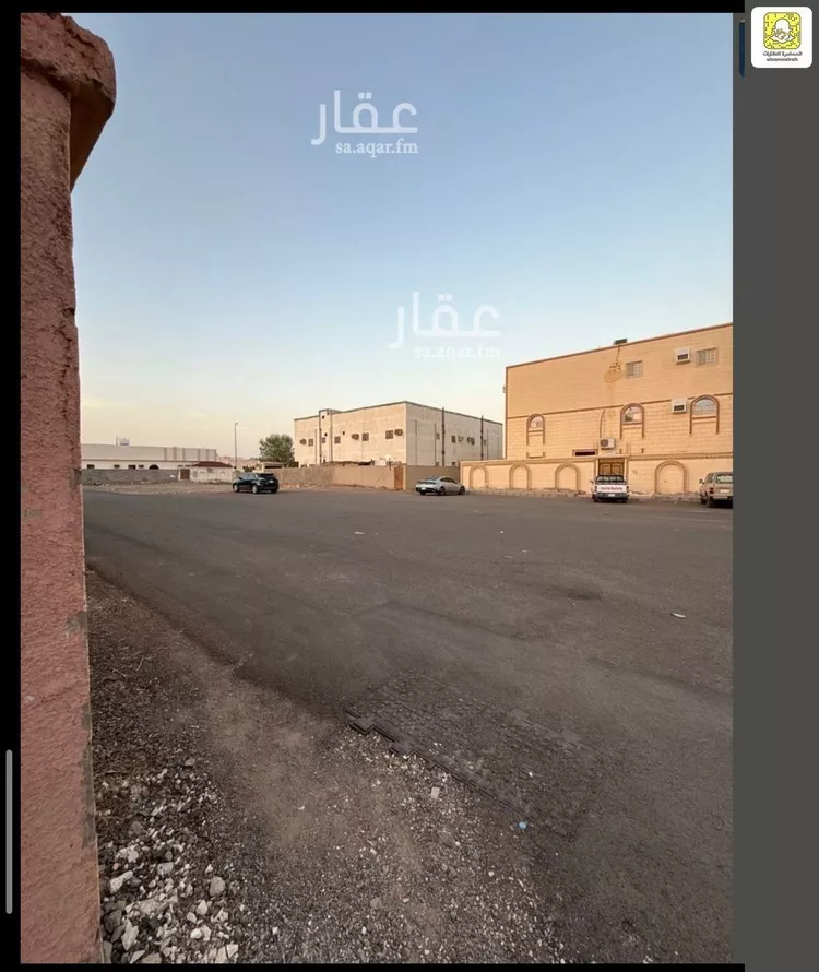 فيلا للبيع في شارع ممر مشاه 2294, حي العزيزية, مدينة المدينه المنوره, منطقة المدينة المنورة صورة 4