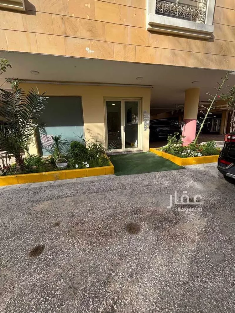 شقة للبيع في شارع يزيد بن حصين, حي الدانة الشمالية, مدينة الظهران, المنطقة الشرقية 6