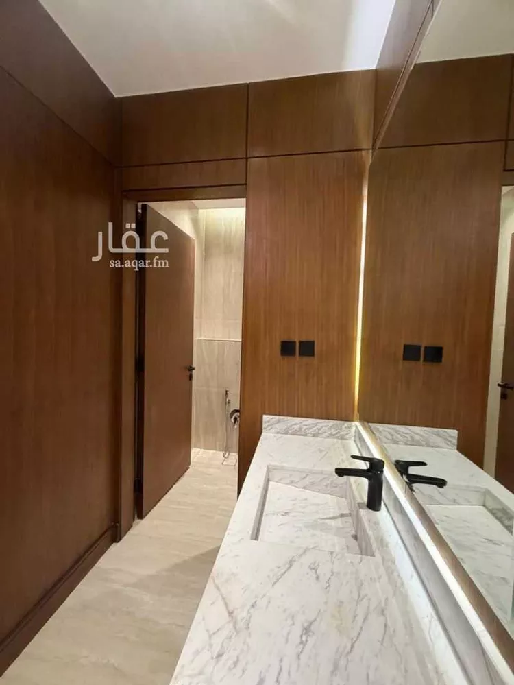 دور للبيع في شارع رقم 443, حي النرجس, مدينة الرياض, منطقة الرياض صورة 4