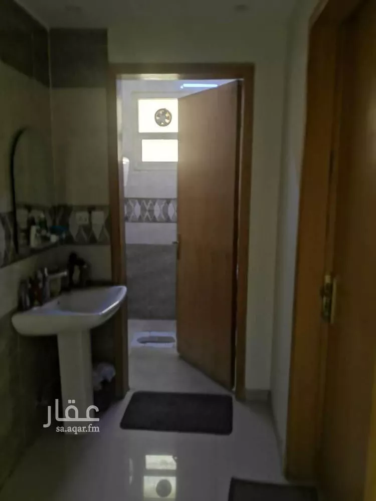 شقة للإيجار في شارع الطائف ، حي ظهرة لبن ، الرياض ، منطقة الرياض صورة 2