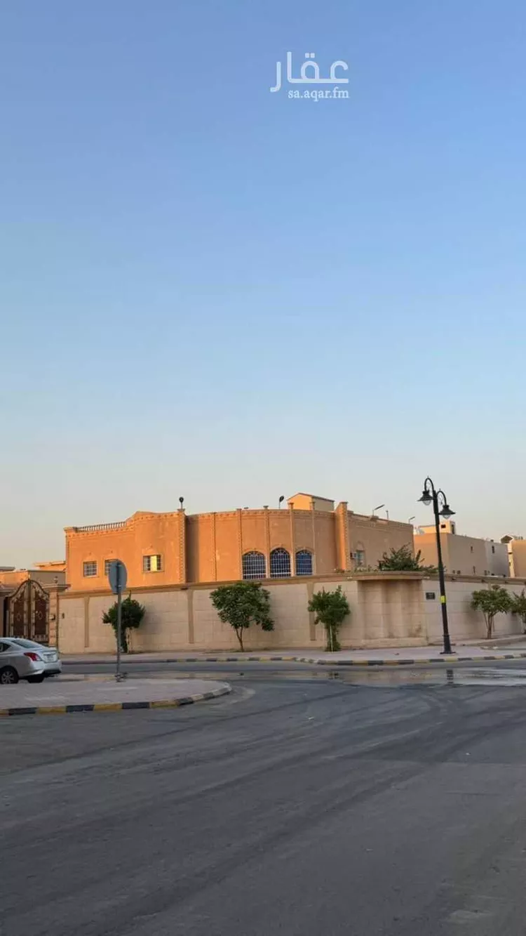 فيلا للبيع في شارع فهد بن فراج, حي الحائر, مدينة الرياض, منطقة الرياض صورة 2